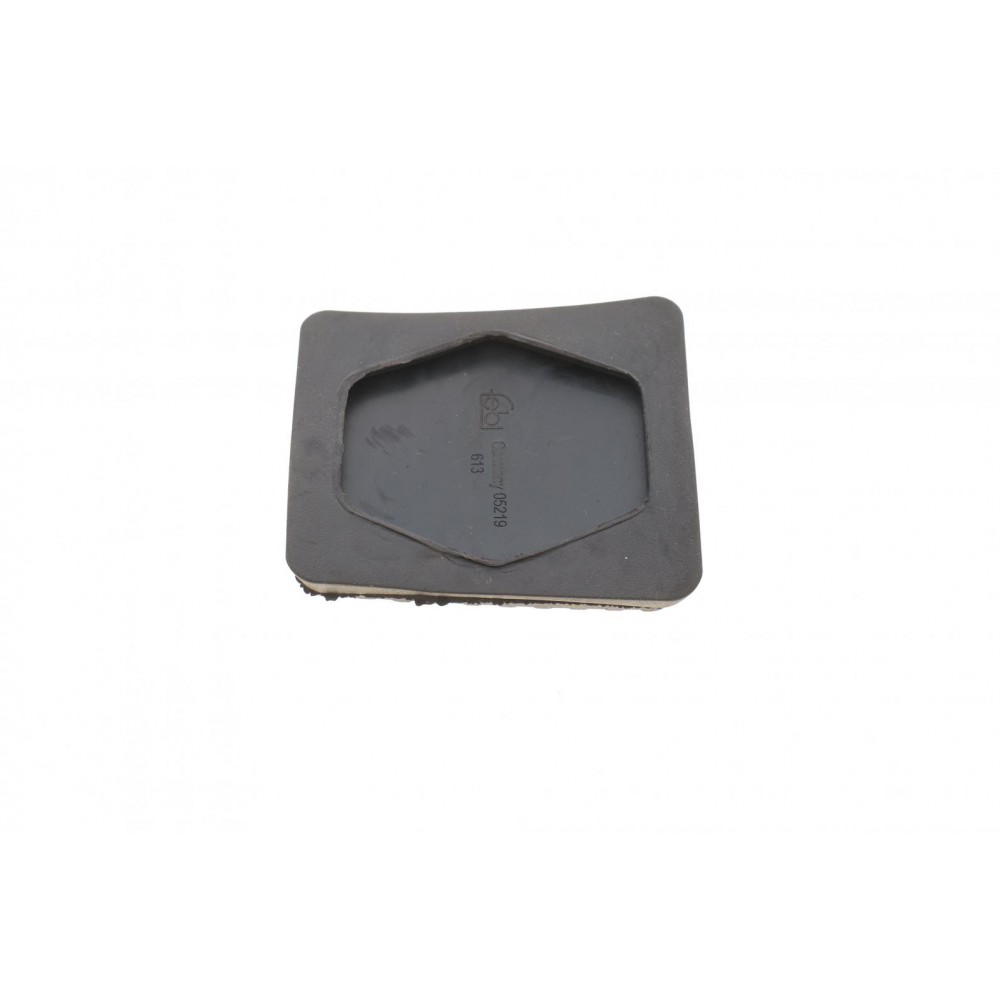 Накладка педалі гальма/зчеплення VW LT/T1/T2/T3 -96