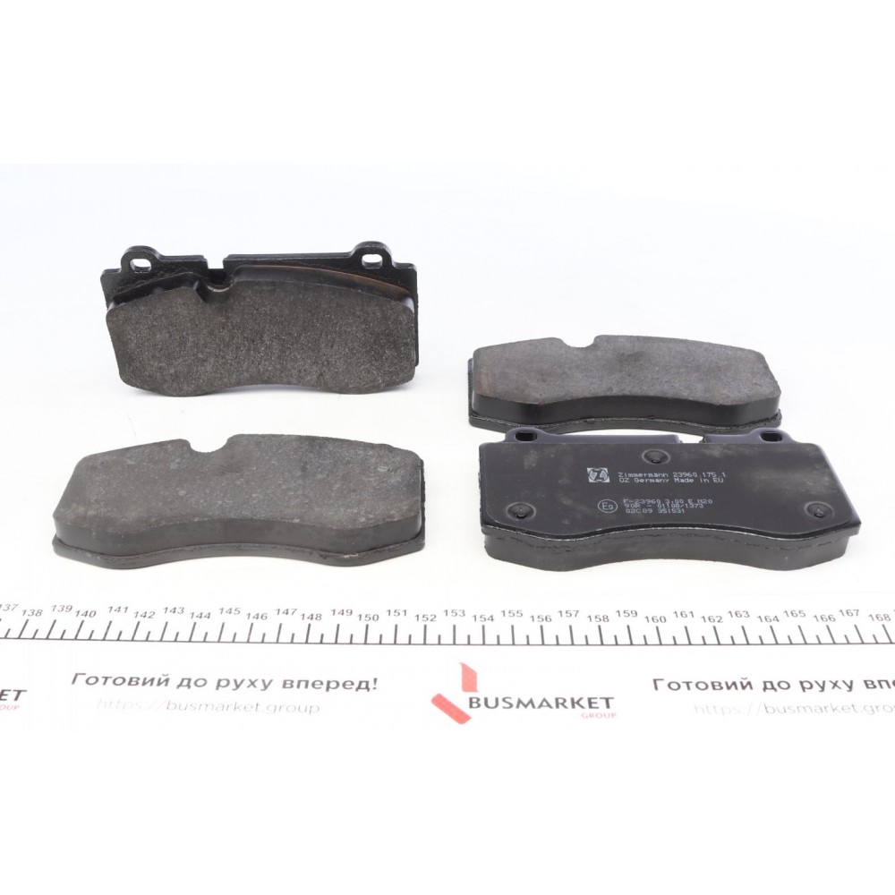 Колодки гальмівні (передні) MB (W211) 2.1-5.5 05-13 (Brembo)