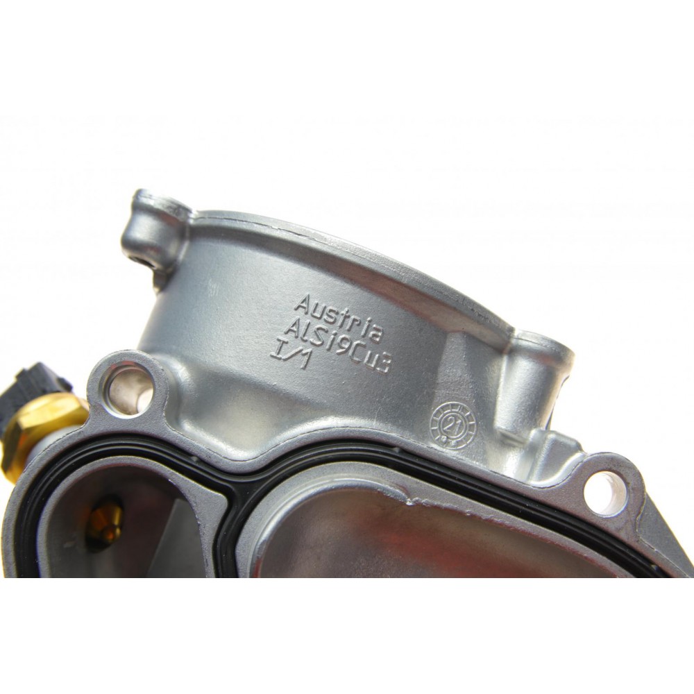Помпа води BMW 5 (F10/F11) 09-16 (N63)