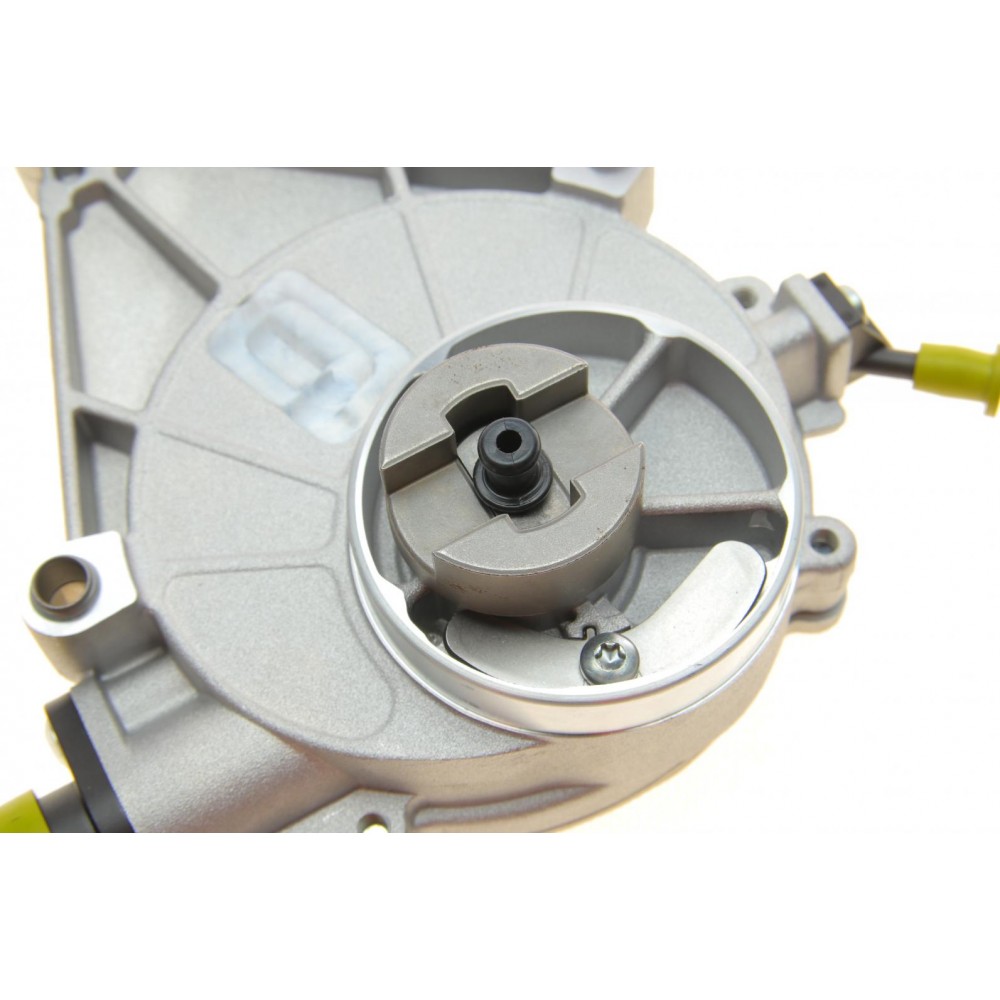 Насос вакуумний BMW 1(E81-88)/3(E46-93)/X3(E83)/Z4(E85) 1.8/2.0 00-15 (N46)