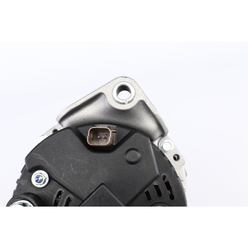 Генератор Renault Clio/Espace/Kangoo/Laguna/Megane/Scenic/Trafic 1.9dCi 01- (12V/110A)