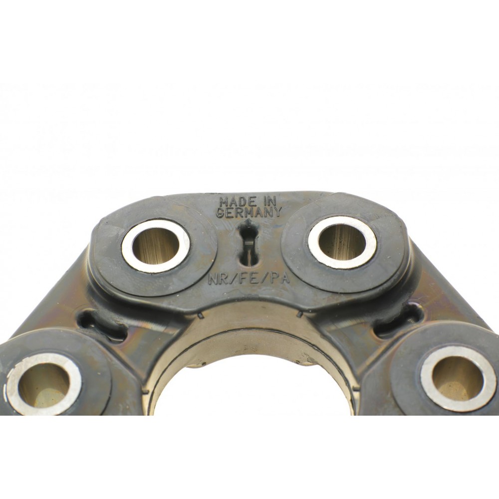 Муфта кардана еластична (ззаду) BMW 3 (F30/F31/F34)/4 (F32/F33/F36)/5 (F10/F11) 09-