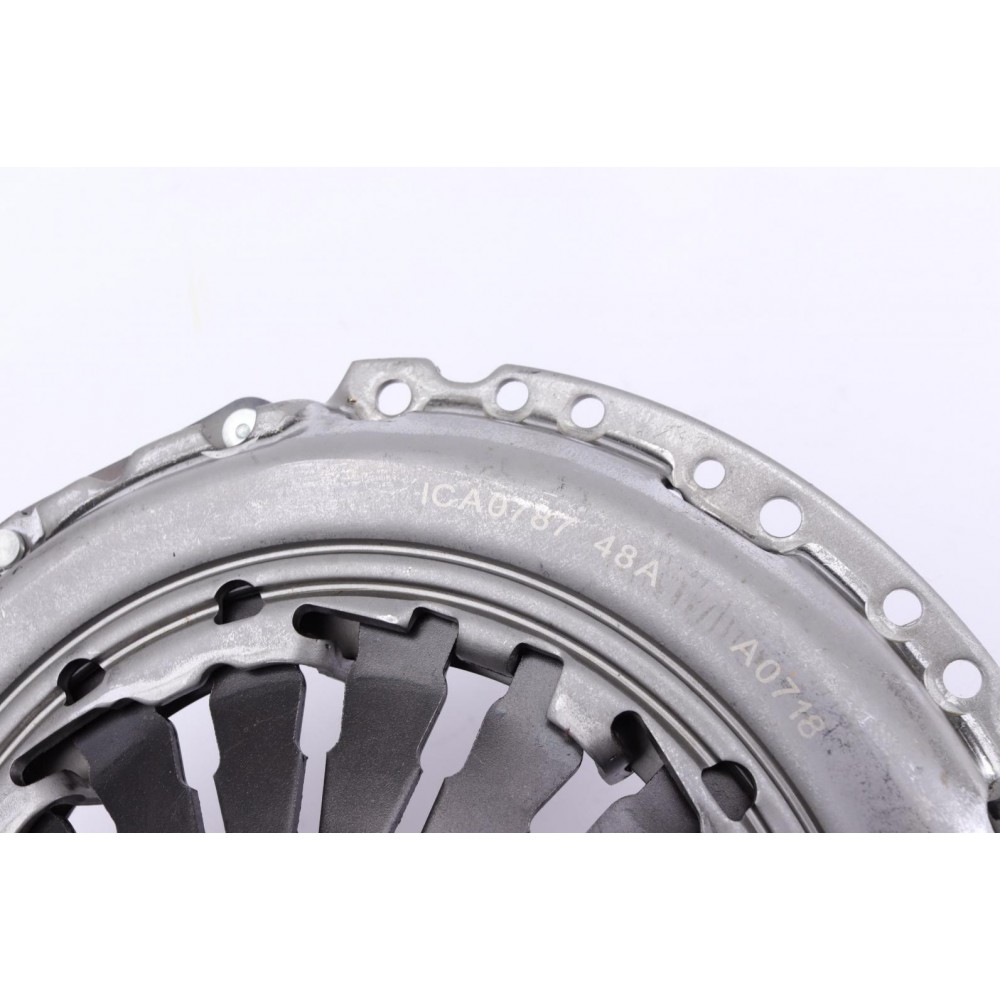 Комплект зчеплення Opel Astra H 1.3 CDTI 05-10 (d=220mm)
