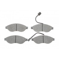 Колодки гальмівні (передні) Citroen Jumper/Fiat Ducato/Peugeot Boxer 06- (Brembo) (з датчиком)