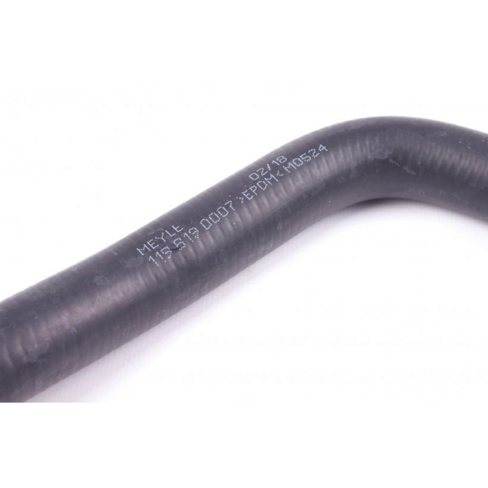 Патрубок радіатора VW Golf/Jetta -92 Більше не постачається