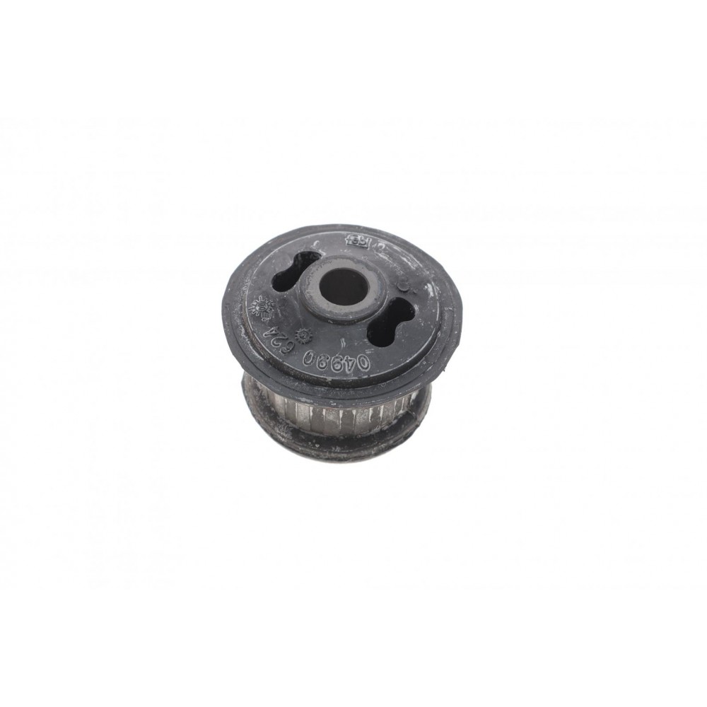Подушка КПП Audi 80/100 -94 (12x46x51)