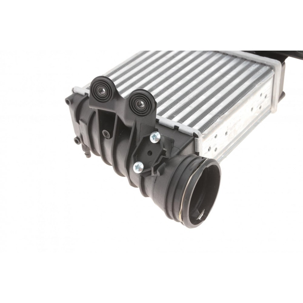 Радіатор інтеркулера VW Golf/Bora/Skoda Octavia/Seat Leon 1.9TDI 00-10