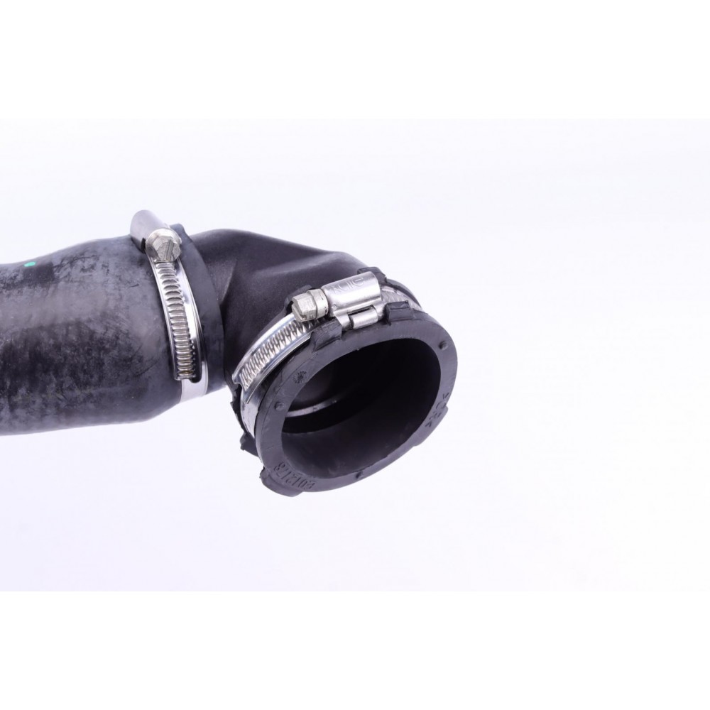 Патрубок інтеркулера Ford Focus 1.6 TDCI 04-12/Volvo S40/V50 1.6D 05-12