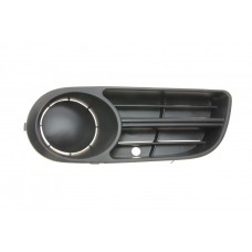 Вставка бампера (без протитуманки) Skoda Fabia 99-08 (L)