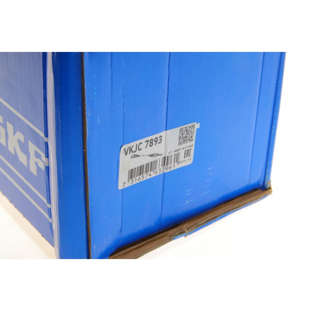 Піввісь Renault Master 2.5dCi 03-06 (R) (28x39x1144)