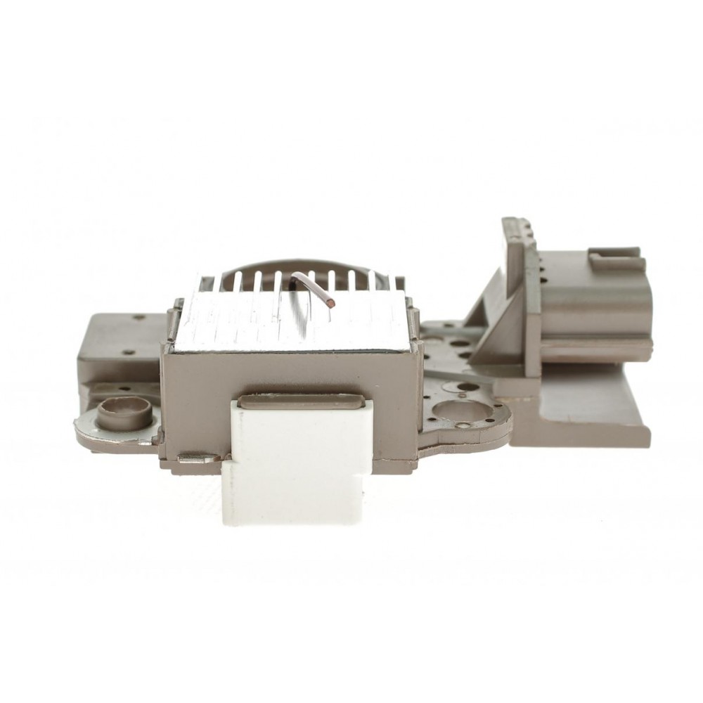 Реле генератора Mitsubishi Galant VIII 2.5 96-00 =138340