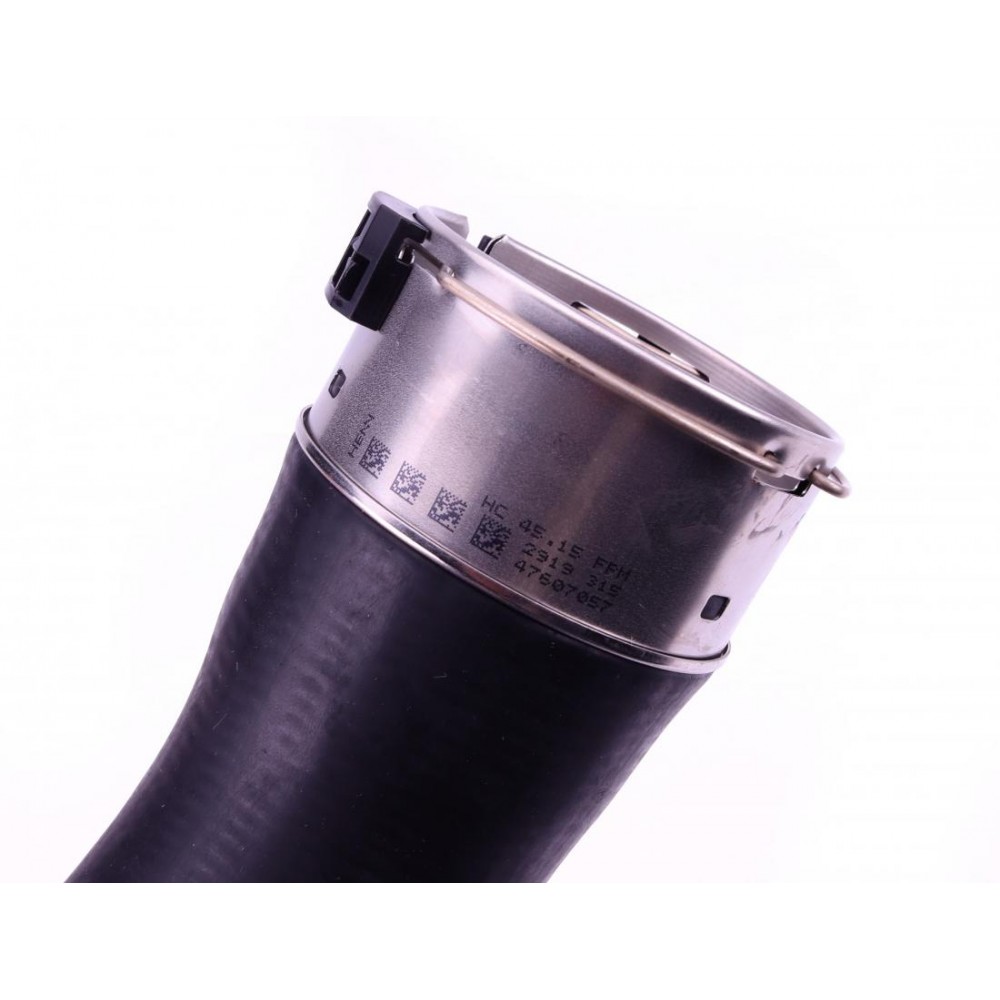 Патрубок інтеркулера (R) Renault Megane III 1.5 dCi 08-