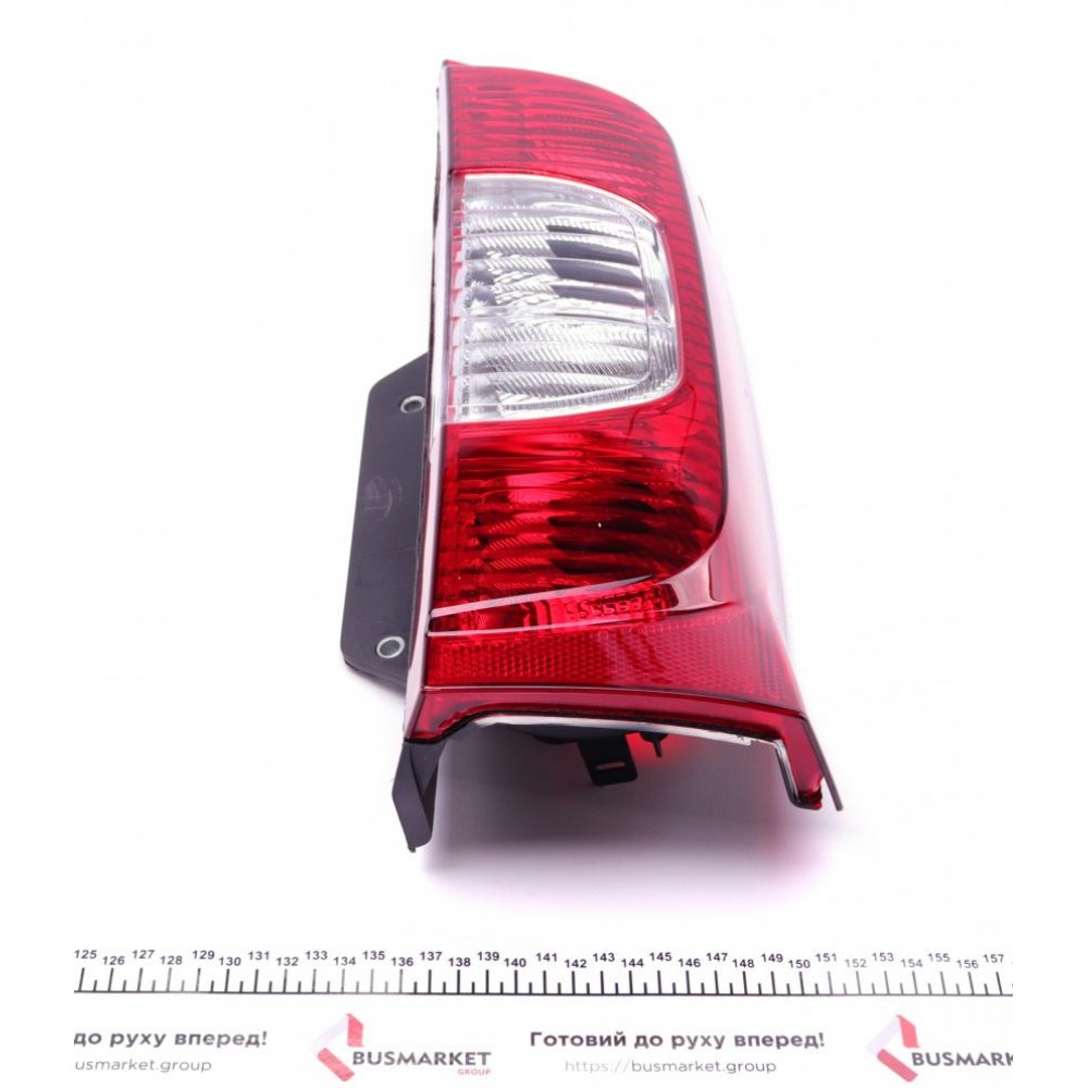 Ліхтар задній Fiat Fiorino/Peugeot Bipper 08- (R)