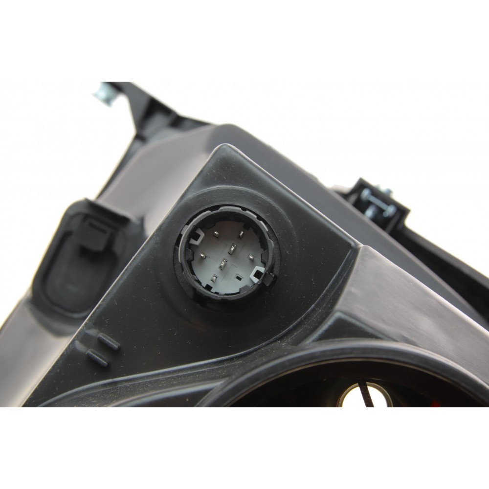 Фара (L) Citroen Nemo/Fiat Fiorino/Peugeot Bipper 08-