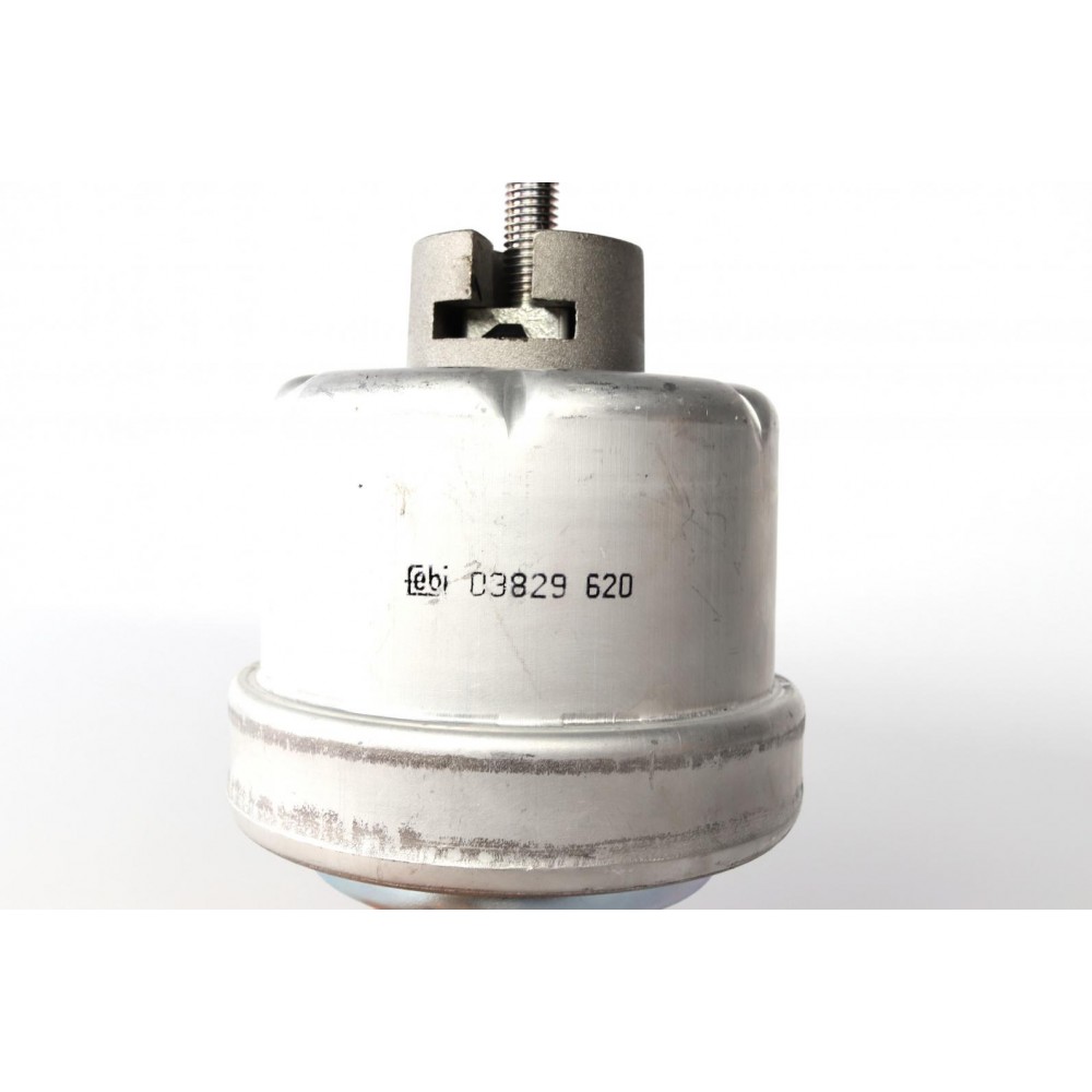 Подушка двигуна (передня) (R) Opel Vectra B 1.6-1.8i 96-04