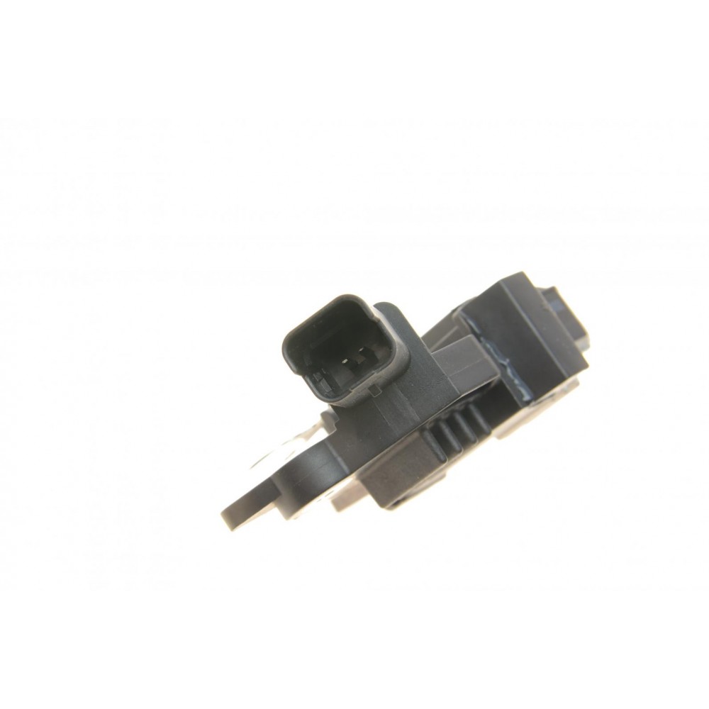 Реле генератора (14V) Citroen Berlingo/C4/Jumpy Fiat Ducato/Scudo/Peugeot Partner 99-