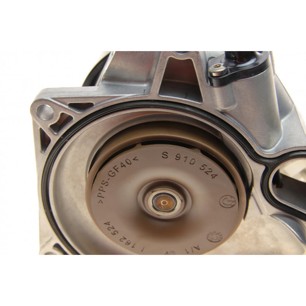 Помпа води BMW 5 (F10/F11) 09-16 (N63)