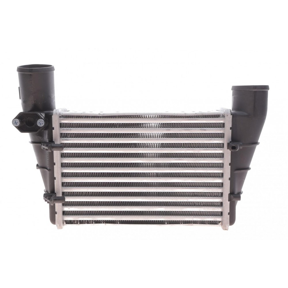 Радіатор інтеркулера Audi A4/A6/VW Passat 1.8/1.9TDI 95-05