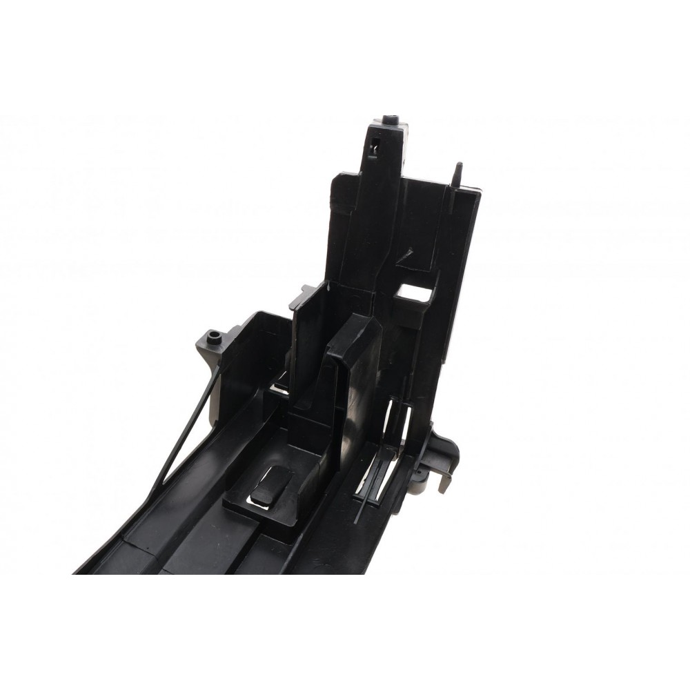 Панель передня BMW 5 (F10) 09-16 B47/N47/N57 (верх)