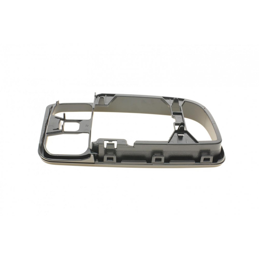 Рамка дзеркала заднього виду MB Sprinter (W907/ W910) 18- (R)