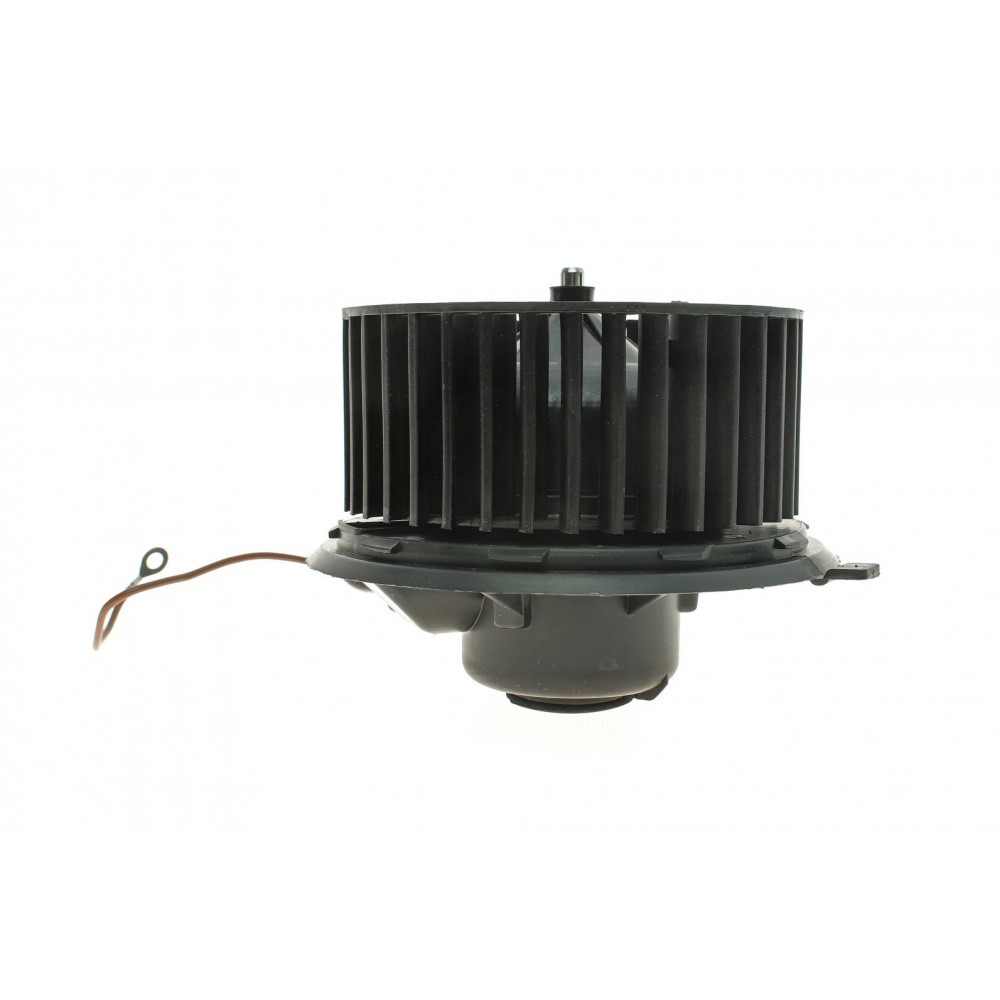Моторчик пічки VW Caddy 96-03 (8190.01)