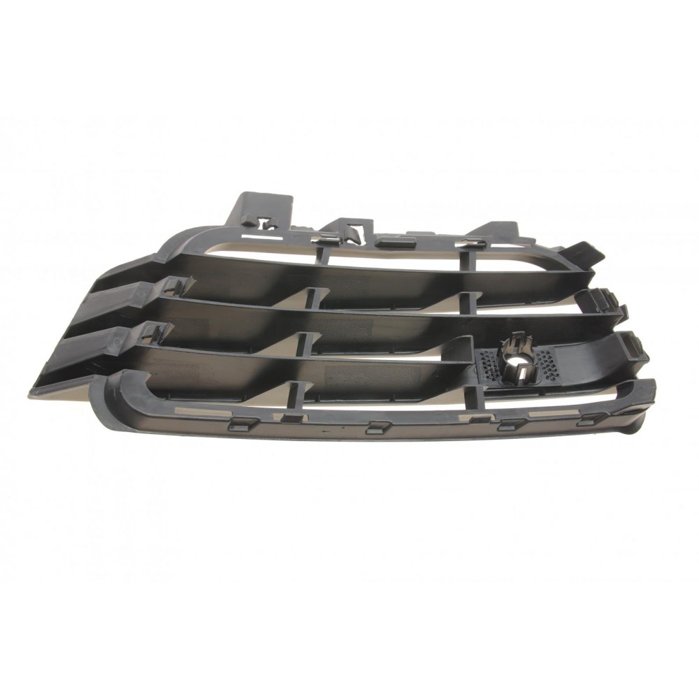 Решітка бампера VW Touareg 11-14 (R)