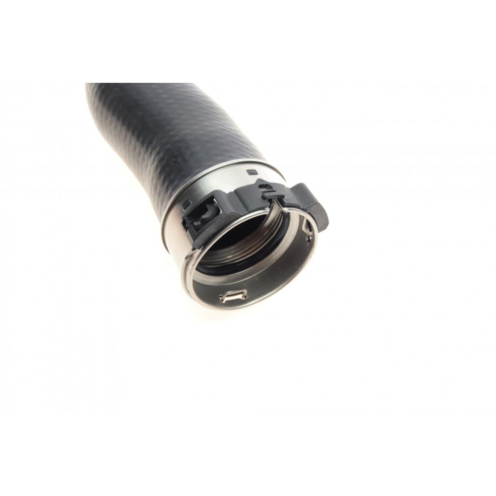 Патрубок інтеркулера (R) BMW 5 (F10/F07) 2.0d 10-16 (B47/N47)