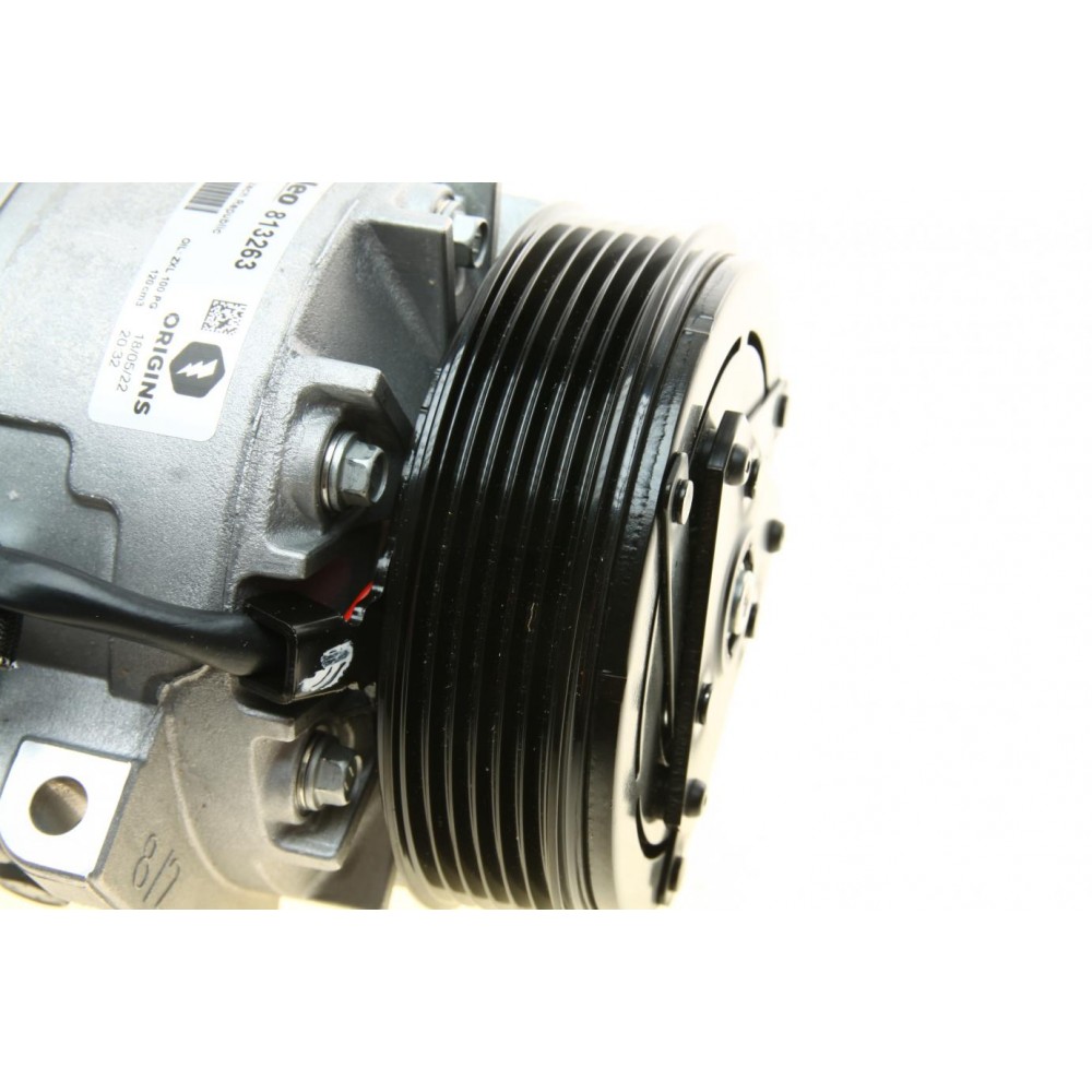 Компресор кондиціонера Renault Megane III/Scenic III 2.0 16V 09-