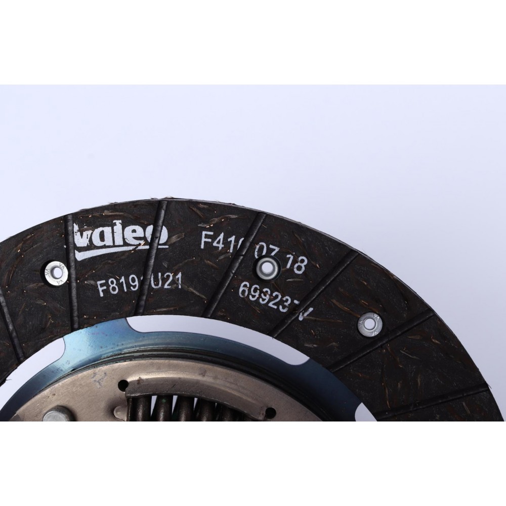 Диск зчеплення VW Caddy II 1.9SDI 95-04/Golf II-IV 1.3-2.0 86-02 (d=210mm) z=28