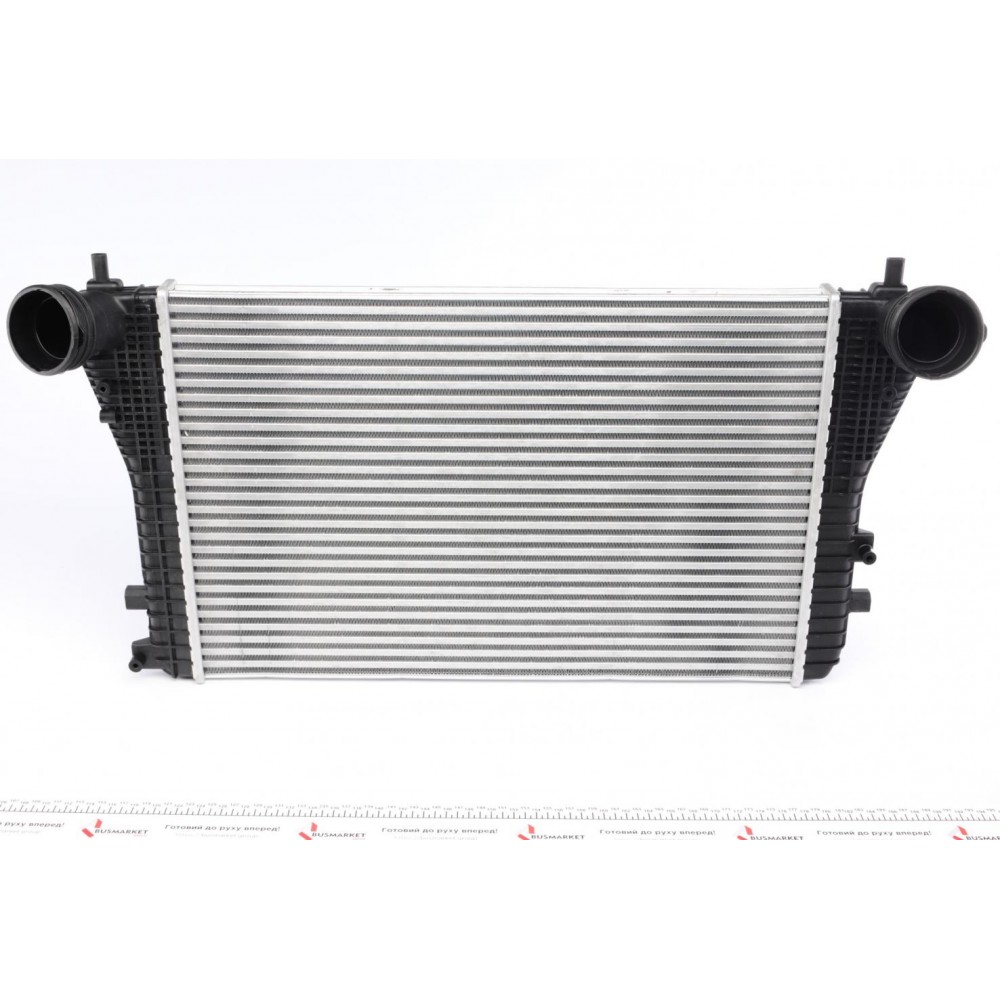 Радіатор інтеркулера VW Caddy III 1.9 TDI 04-10 (407x615x32)